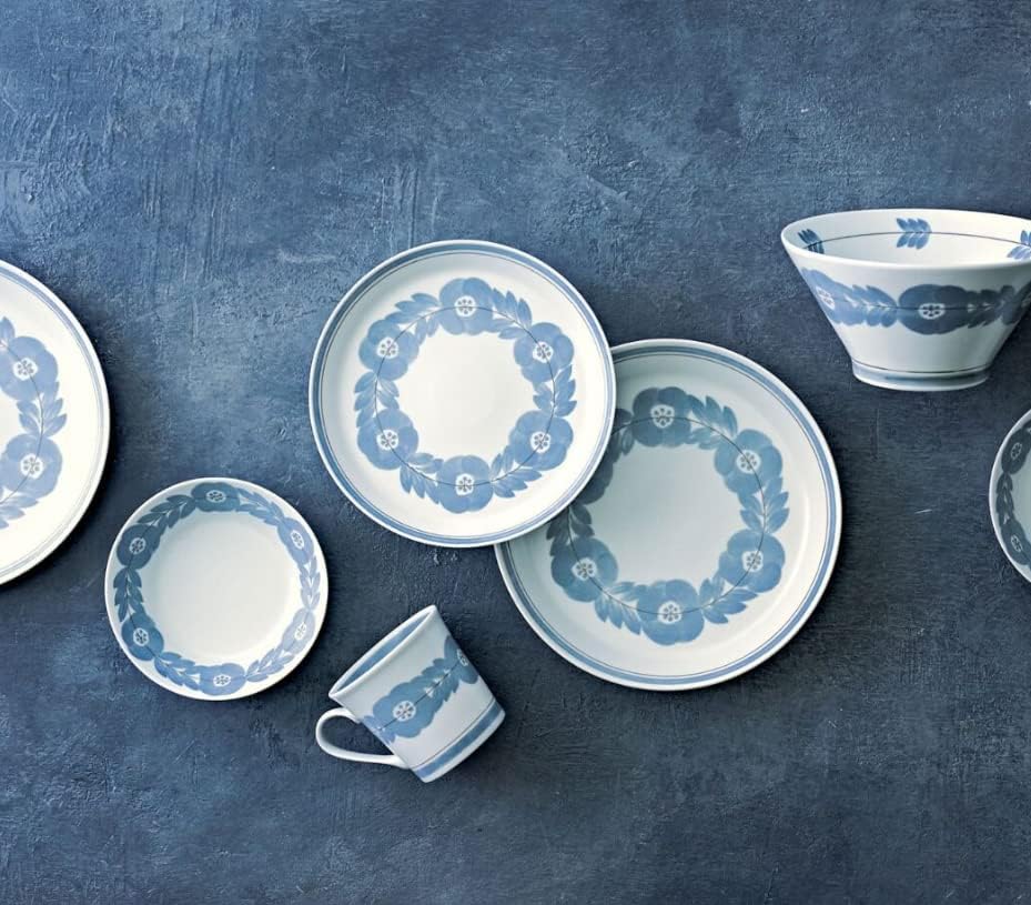 Порцеланова чиния Miyagawa White Medium Цвят със Сиви Цветя Модел Произведено В Япония