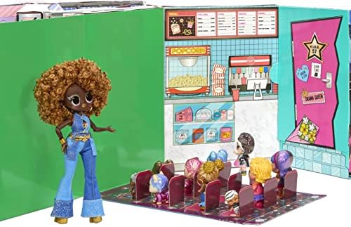 ХАХА Surprise OMG Movie Magic Studios с повече от 70 Изненади, На 12-Кукли, включително 2 Модни Кукли, 4 Сцени Филм, Зелен екран и Аксесоари - Подарък играчка за момичета и момчета на въ